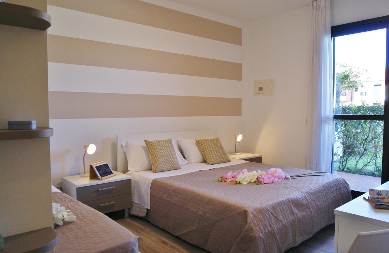 Appartamenti In Residence Portosole E Residence Tamerici Con Piscina-Cavallino Treporti Dış mekan fotoğraf