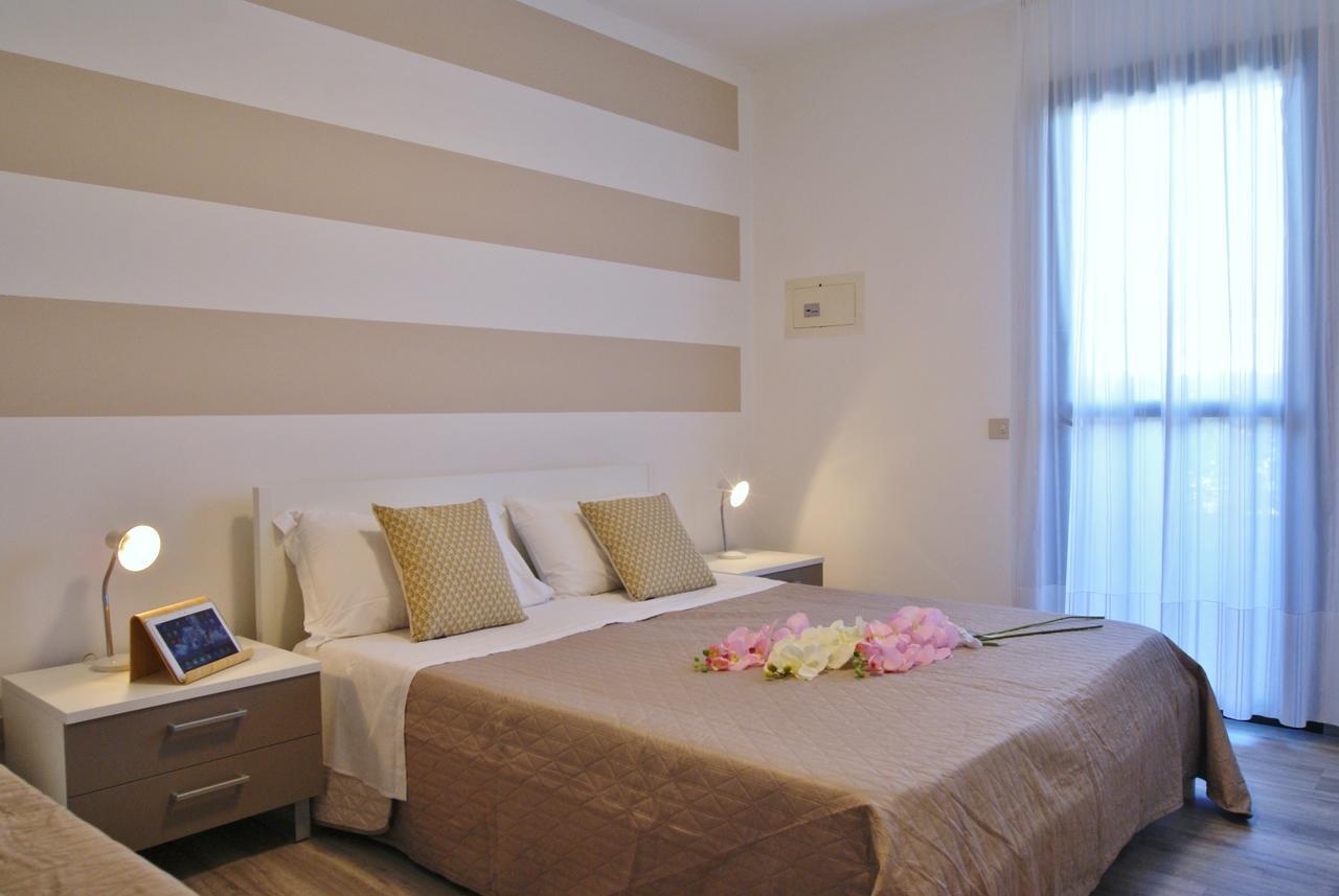 Appartamenti In Residence Portosole E Residence Tamerici Con Piscina-Cavallino Treporti Dış mekan fotoğraf