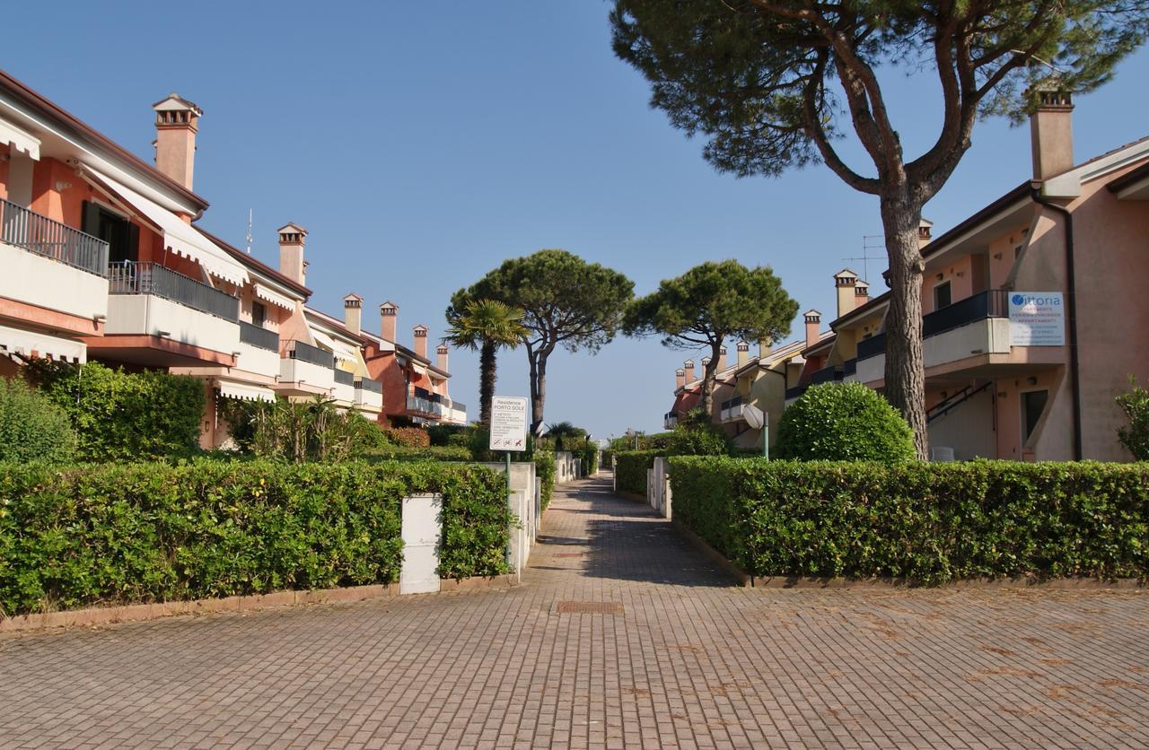 Appartamenti In Residence Portosole E Residence Tamerici Con Piscina-Cavallino Treporti Dış mekan fotoğraf