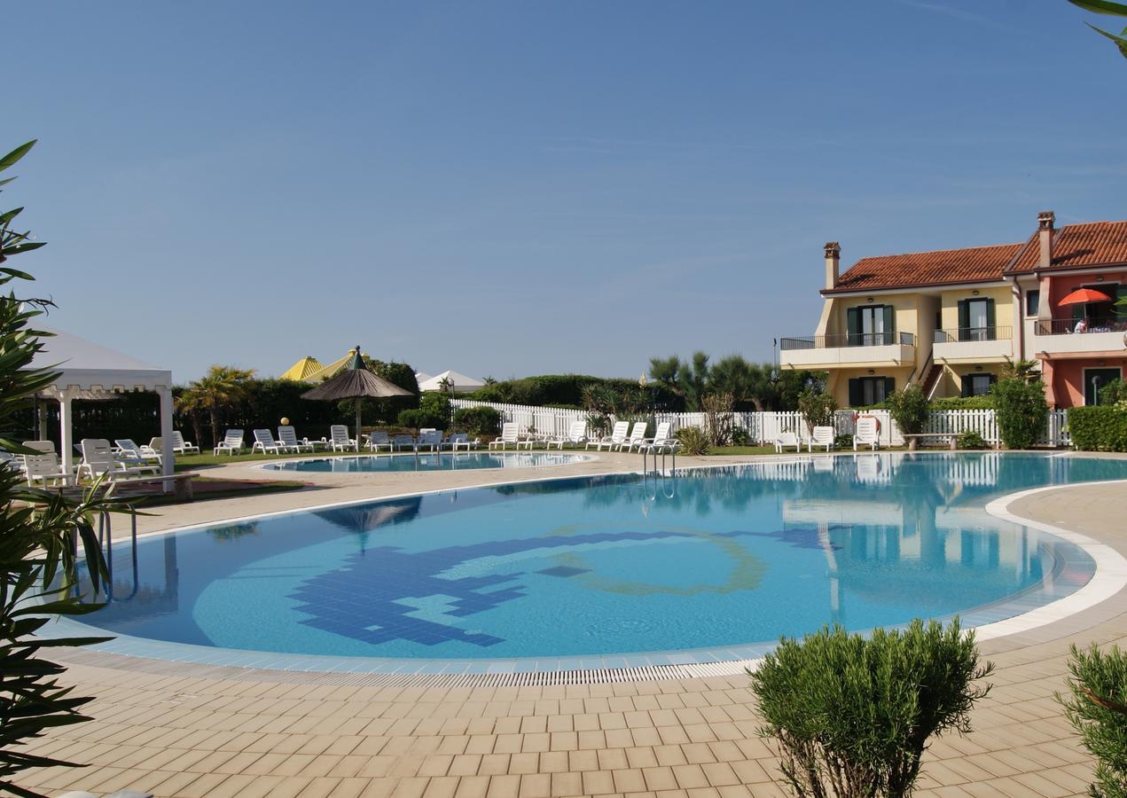 Appartamenti In Residence Portosole E Residence Tamerici Con Piscina-Cavallino Treporti Dış mekan fotoğraf