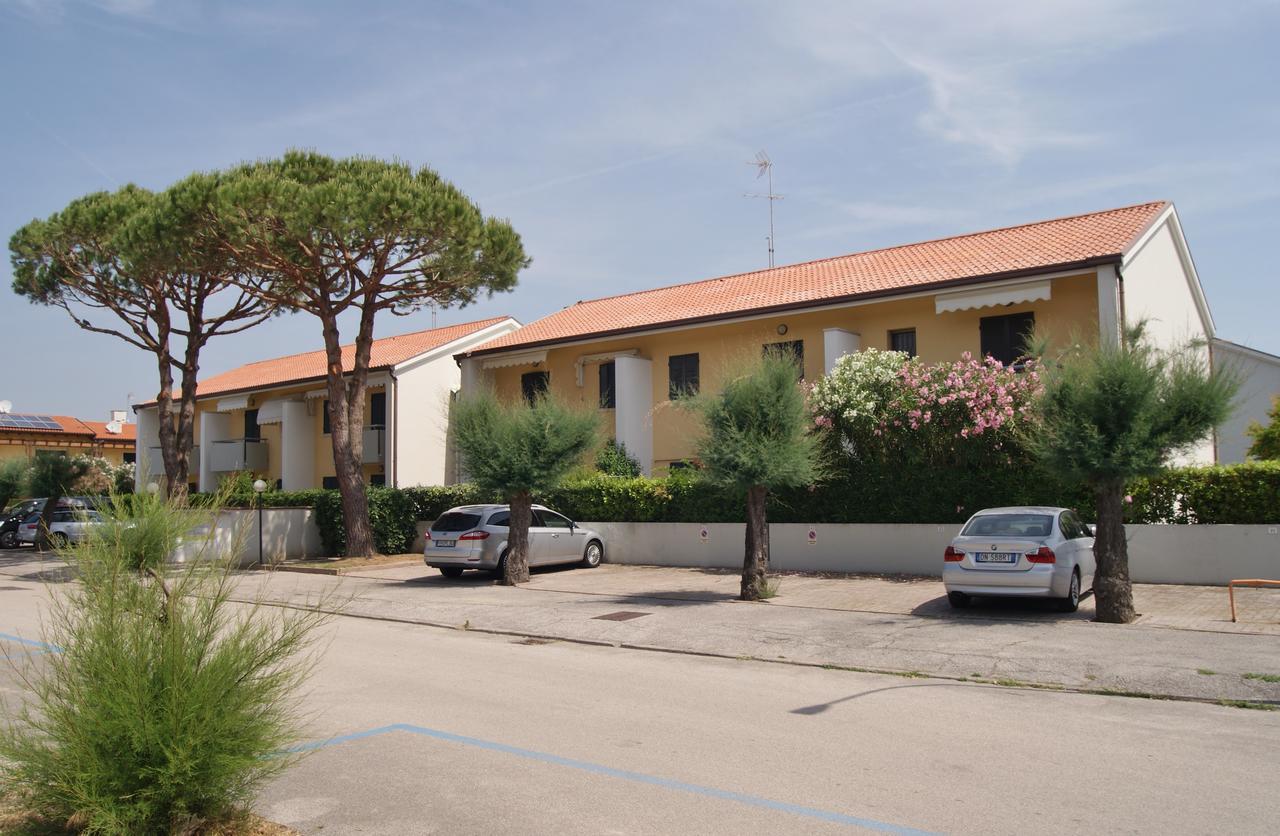 Appartamenti In Residence Portosole E Residence Tamerici Con Piscina-Cavallino Treporti Dış mekan fotoğraf